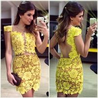 vestido sem costas Amarelo flor grande de renda